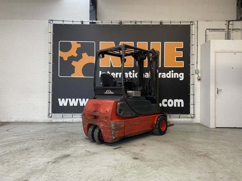 Linde E18C-02 - Forklift listrik: gambar 4 Linde E18C-02 - Forklift listrik: gambar 4