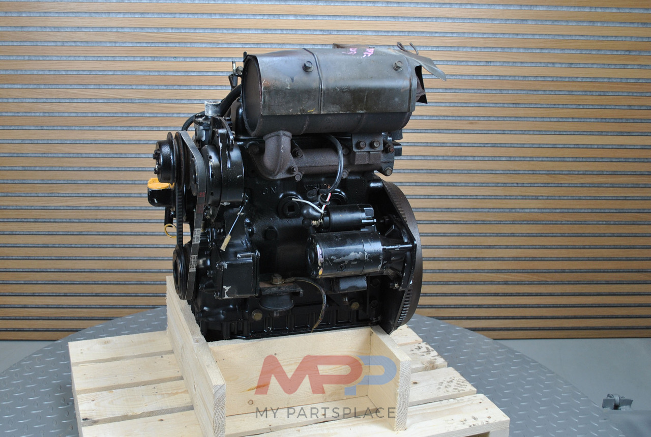 YANMAR 3TN75 - Mesin untuk Traktor: gambar 4 YANMAR 3TN75 - Mesin untuk Traktor: gambar 4