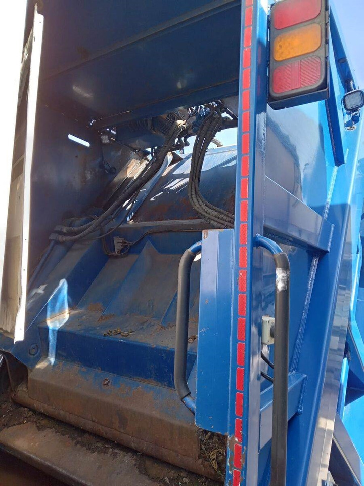 DAF Superstructure garbage truck MOL VDK PUSHER 20m3 - Truk sampah: gambar 4 DAF Superstructure garbage truck MOL VDK PUSHER 20m3 - Truk sampah: gambar 4