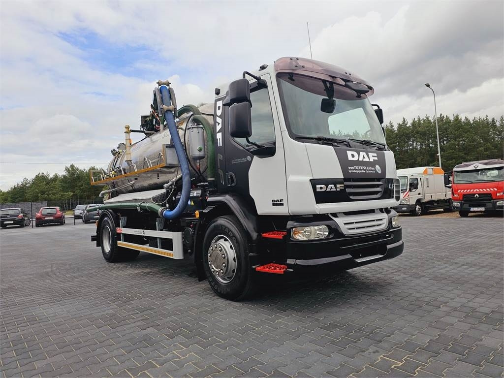 DAF WUKO SCK-4HW for collecting waste liquid separator - Truk vakum: gambar 2 DAF WUKO SCK-4HW for collecting waste liquid separator - Truk vakum: gambar 2
