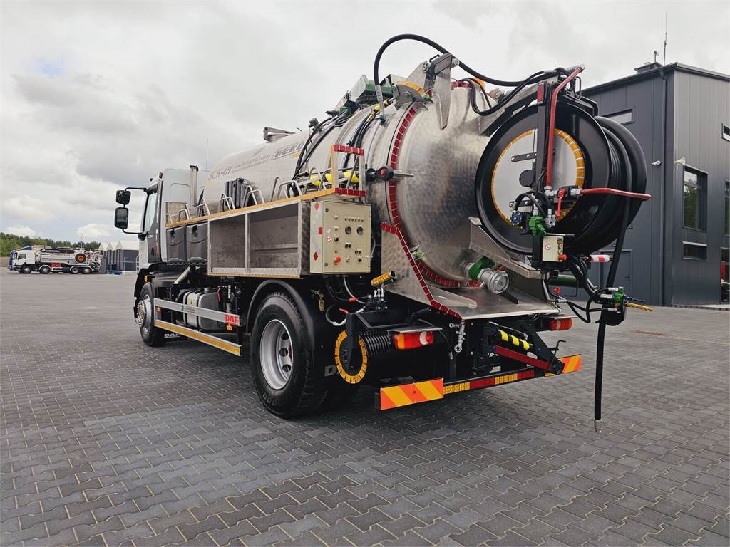 DAF WUKO SCK-4HW for collecting waste liquid separator - Truk vakum: gambar 5 DAF WUKO SCK-4HW for collecting waste liquid separator - Truk vakum: gambar 5