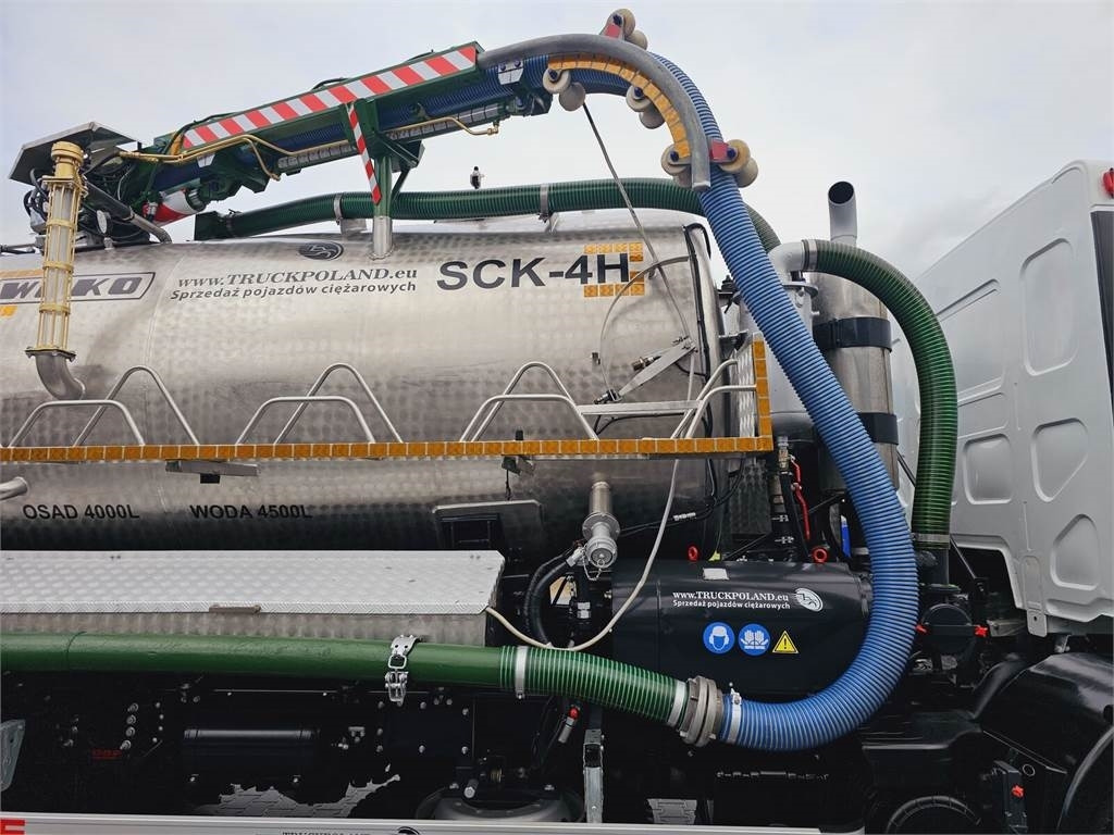 Truk vakum DAF WUKO SCK-4HW for collecting waste liquid separator: gambar 24 Truk vakum DAF WUKO SCK-4HW for collecting waste liquid separator: gambar 24