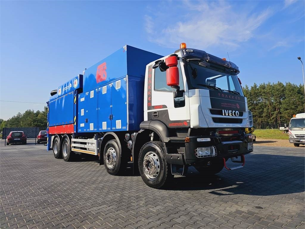 Iveco MTS 4 x TURBINE MTS 4 x TURBINE Saugbagger vacuum - Truk vakum: gambar 2 Iveco MTS 4 x TURBINE MTS 4 x TURBINE Saugbagger vacuum - Truk vakum: gambar 2