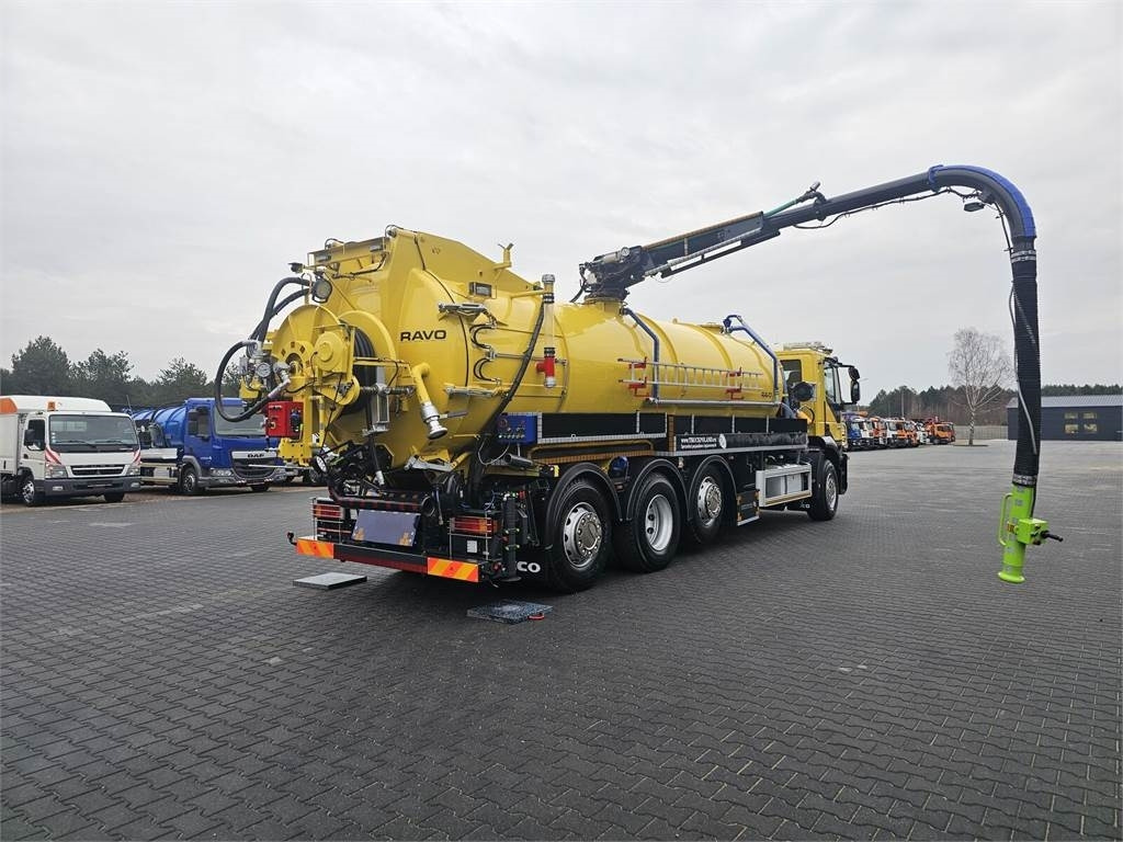 Truk vakum Iveco RAVO WUKO FOR CHANNEL CLEANING druck saug kanal: gambar 30