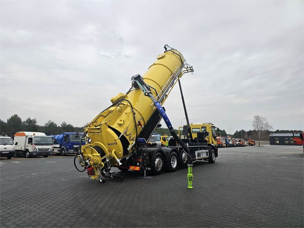 Iveco RAVO WUKO FOR CHANNEL CLEANING druck saug kanal - Truk vakum: gambar 1 Iveco RAVO WUKO FOR CHANNEL CLEANING druck saug kanal - Truk vakum: gambar 1