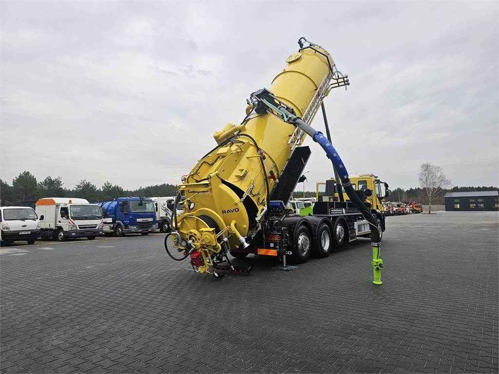 Truk vakum Iveco RAVO WUKO FOR CHANNEL CLEANING druck saug kanal: gambar 31