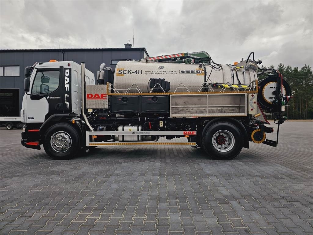 DAF WUKO SCK-4HW for collecting waste liquid separator - Kendaraan Kota/ Khusus: gambar 4 DAF WUKO SCK-4HW for collecting waste liquid separator - Kendaraan Kota/ Khusus: gambar 4
