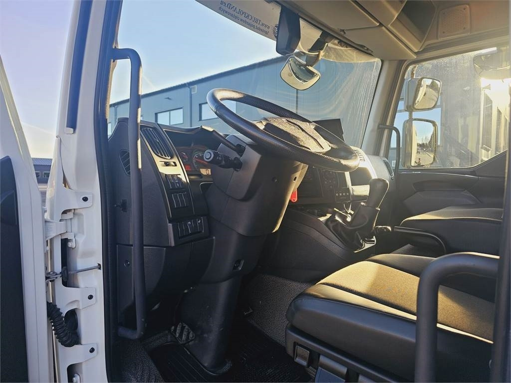 Kendaraan Kota/ Khusus Renault GAMA KANRO KOMBI 5000: gambar 27