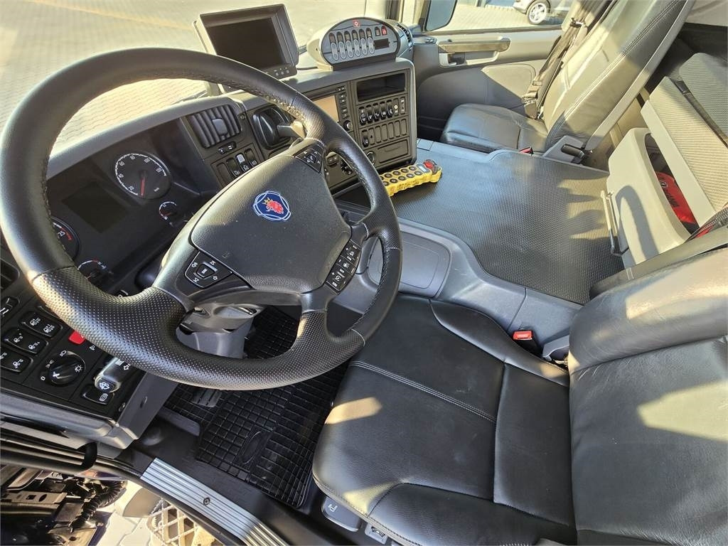 Leasing Scania MORO KAISER WUKO COMBI HOT WATER FOR CLEANING SEWE  Scania MORO KAISER WUKO COMBI HOT WATER FOR CLEANING SEWE: gambar 24