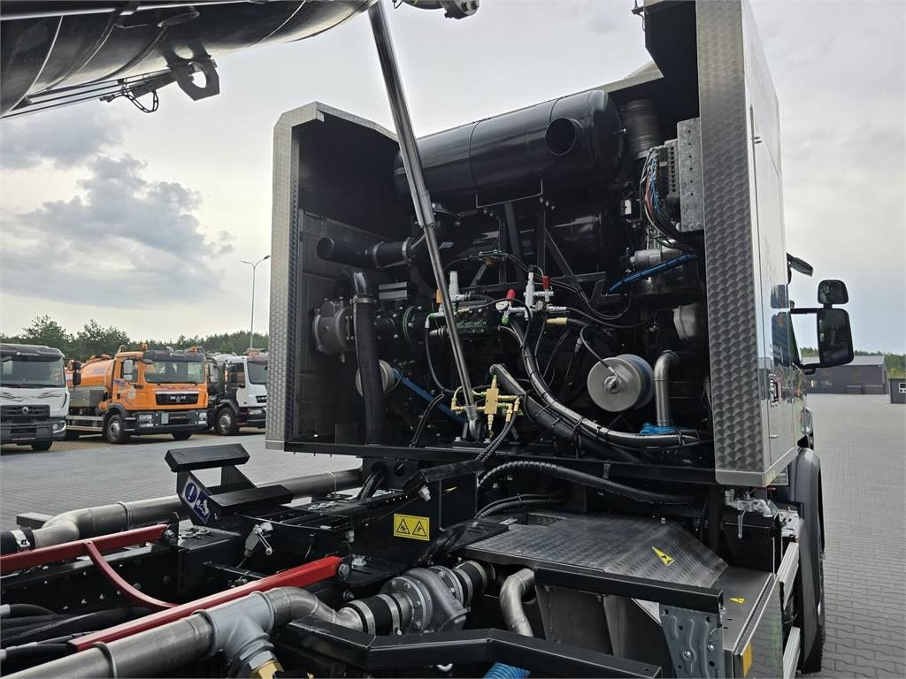 Leasing Scania MORO KAISER WUKO COMBI HOT WATER FOR CLEANING SEWE  Scania MORO KAISER WUKO COMBI HOT WATER FOR CLEANING SEWE: gambar 20
