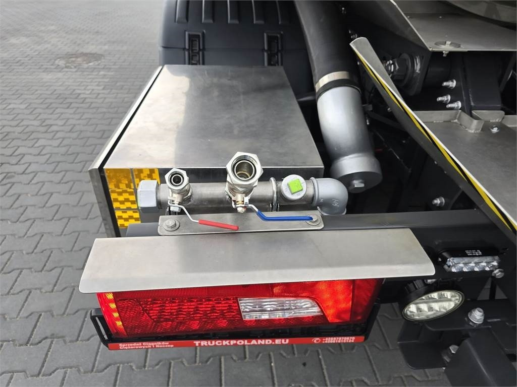 Leasing Scania MORO KAISER WUKO COMBI HOT WATER FOR CLEANING SEWE  Scania MORO KAISER WUKO COMBI HOT WATER FOR CLEANING SEWE: gambar 14