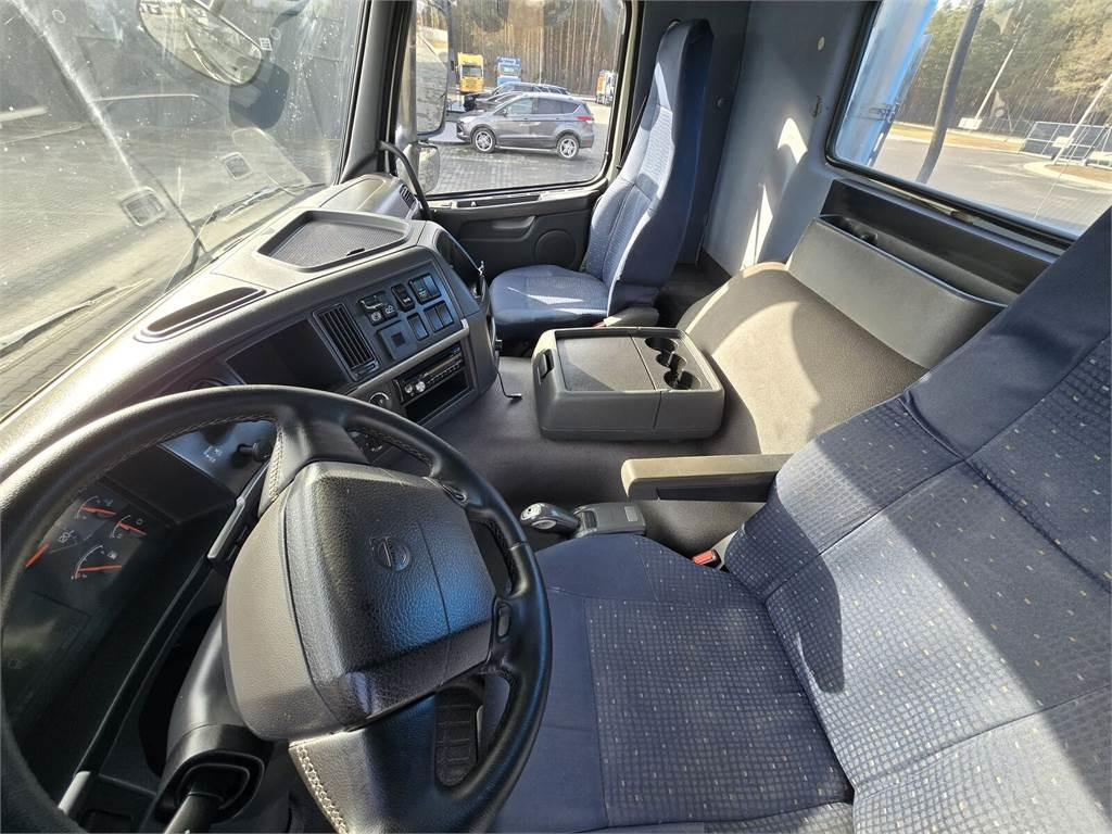 Leasing  Volvo JOSKIN WUKO FOR CLEANING COMBI Volvo JOSKIN WUKO FOR CLEANING COMBI: gambar 35