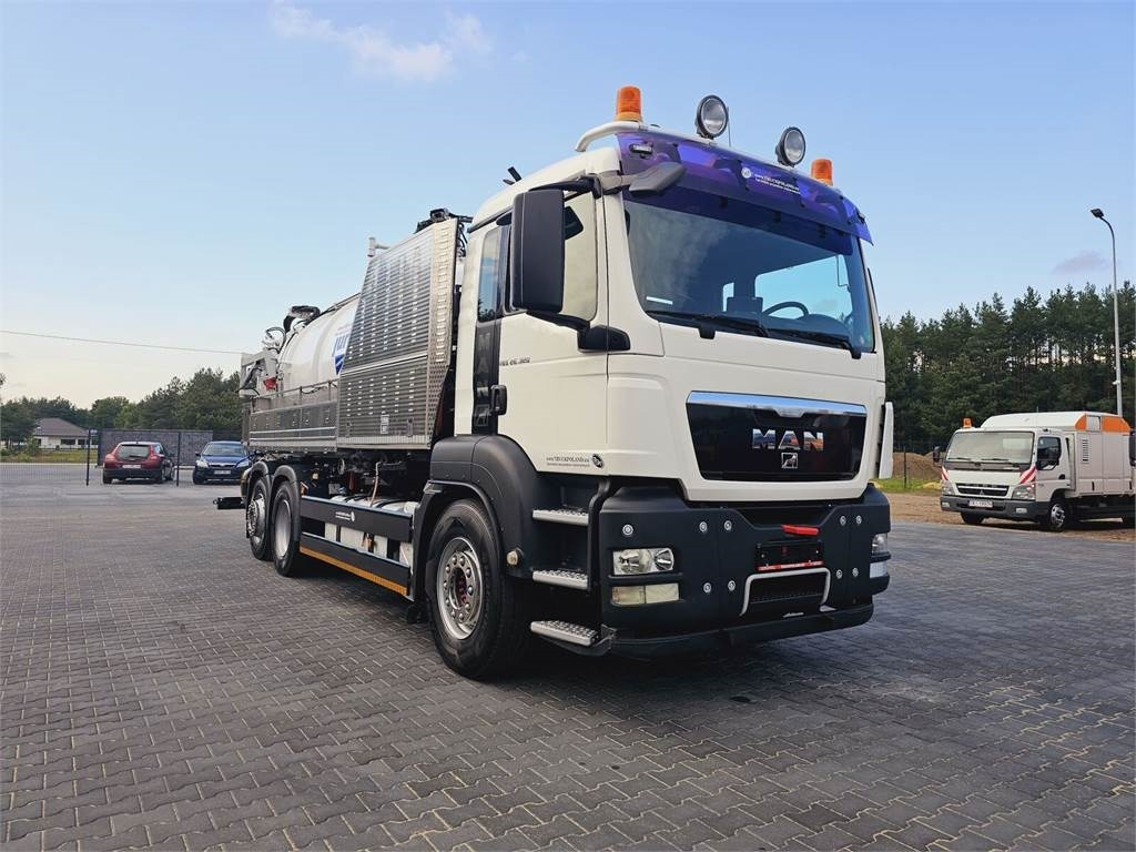 MAN JUROP VJC9 / 5 2010 WUKO for collecting liquid was - Truk vakum: gambar 2 MAN JUROP VJC9 / 5 2010 WUKO for collecting liquid was - Truk vakum: gambar 2