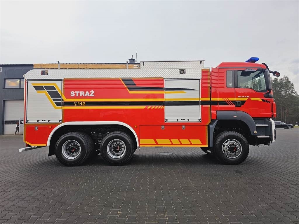 MAN TGS 26.440 6x6 9500 l water + 950 foam Stolarczyk - Truk pemadam kebakaran: gambar 5 MAN TGS 26.440 6x6 9500 l water + 950 foam Stolarczyk - Truk pemadam kebakaran: gambar 5
