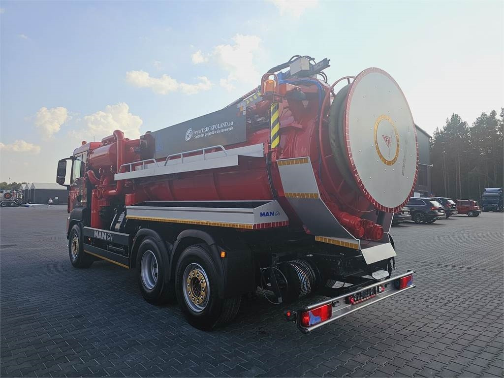 MAN WUKO LARSEN for collecting liquid waste - Truk vakum: gambar 5 MAN WUKO LARSEN for collecting liquid waste - Truk vakum: gambar 5