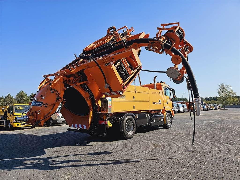 MAN Wiedemann SUPER 2000 4x2 WUKO RECYKLING for collec - Truk vakum: gambar 1 MAN Wiedemann SUPER 2000 4x2 WUKO RECYKLING for collec - Truk vakum: gambar 1