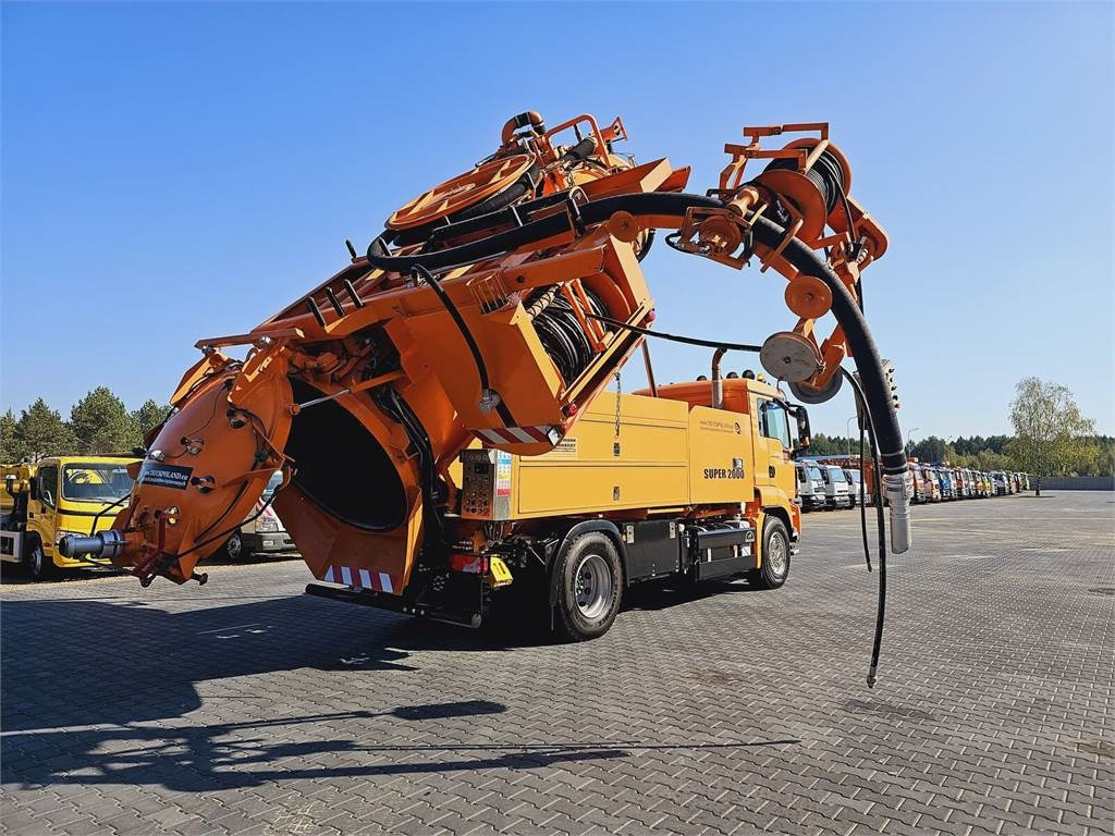 MAN Wiedemann SUPER 2000 4x2 WUKO RECYKLING for collec - Truk vakum: gambar 1 MAN Wiedemann SUPER 2000 4x2 WUKO RECYKLING for collec - Truk vakum: gambar 1