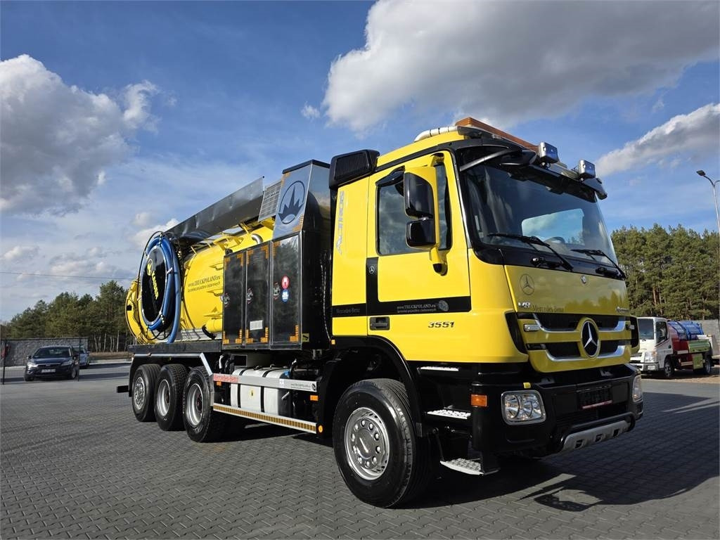Mercedes-Benz WUKO KAISER EUR-MARK PKL 10.10 FOR CLEANING SEWAGE - Truk vakum: gambar 2 Mercedes-Benz WUKO KAISER EUR-MARK PKL 10.10 FOR CLEANING SEWAGE - Truk vakum: gambar 2
