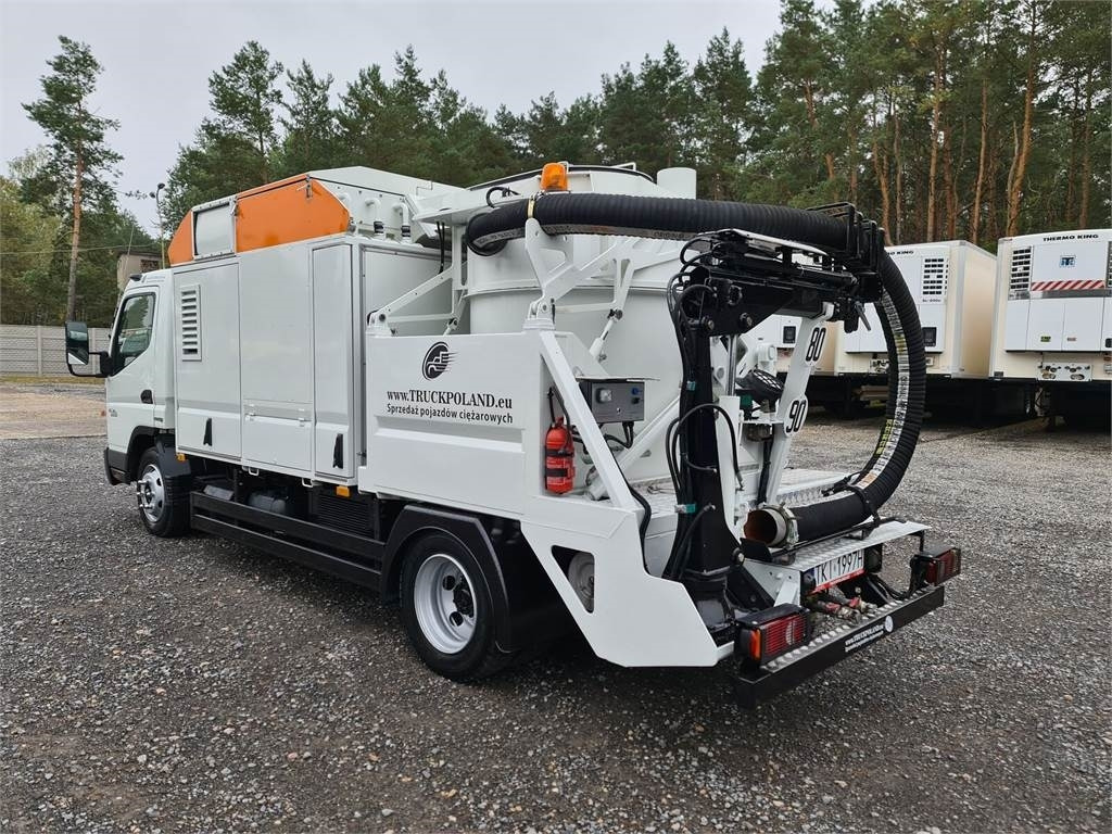Mitsubishi CANTER odkurzacz koparka ssąca Saugbagger CITY SAU - Truk vakum: gambar 5 Mitsubishi CANTER odkurzacz koparka ssąca Saugbagger CITY SAU - Truk vakum: gambar 5