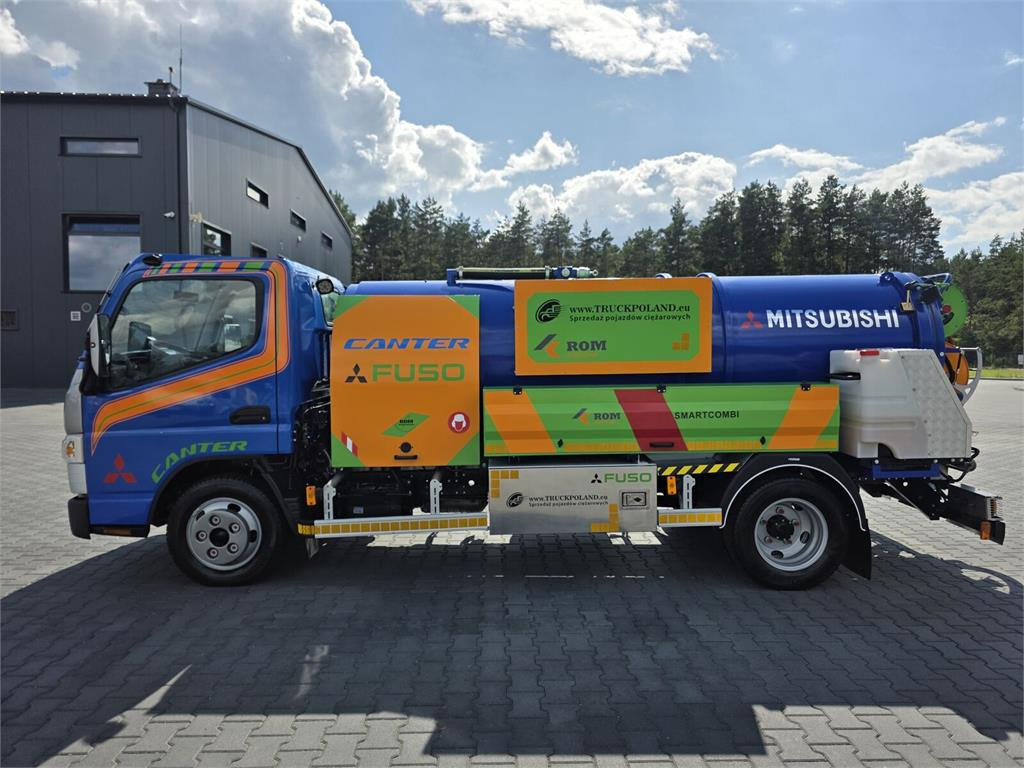 Mitsubishi ROM KOKS SMART COMBI WUKO HOT WATER FOR CLEANING S - Truk vakum: gambar 4 Mitsubishi ROM KOKS SMART COMBI WUKO HOT WATER FOR CLEANING S - Truk vakum: gambar 4