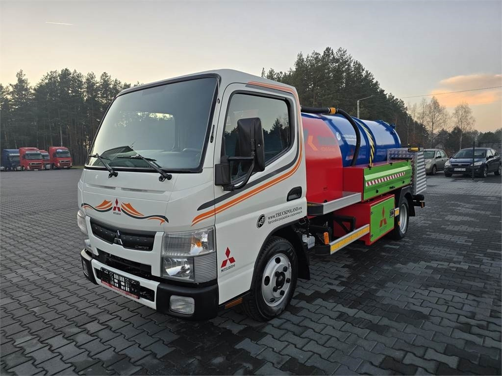 Mitsubishi ROM SMART COMBI WUKO HOT WATER FOR CLEANING SEWAGE - Truk vakum: gambar 3 Mitsubishi ROM SMART COMBI WUKO HOT WATER FOR CLEANING SEWAGE - Truk vakum: gambar 3