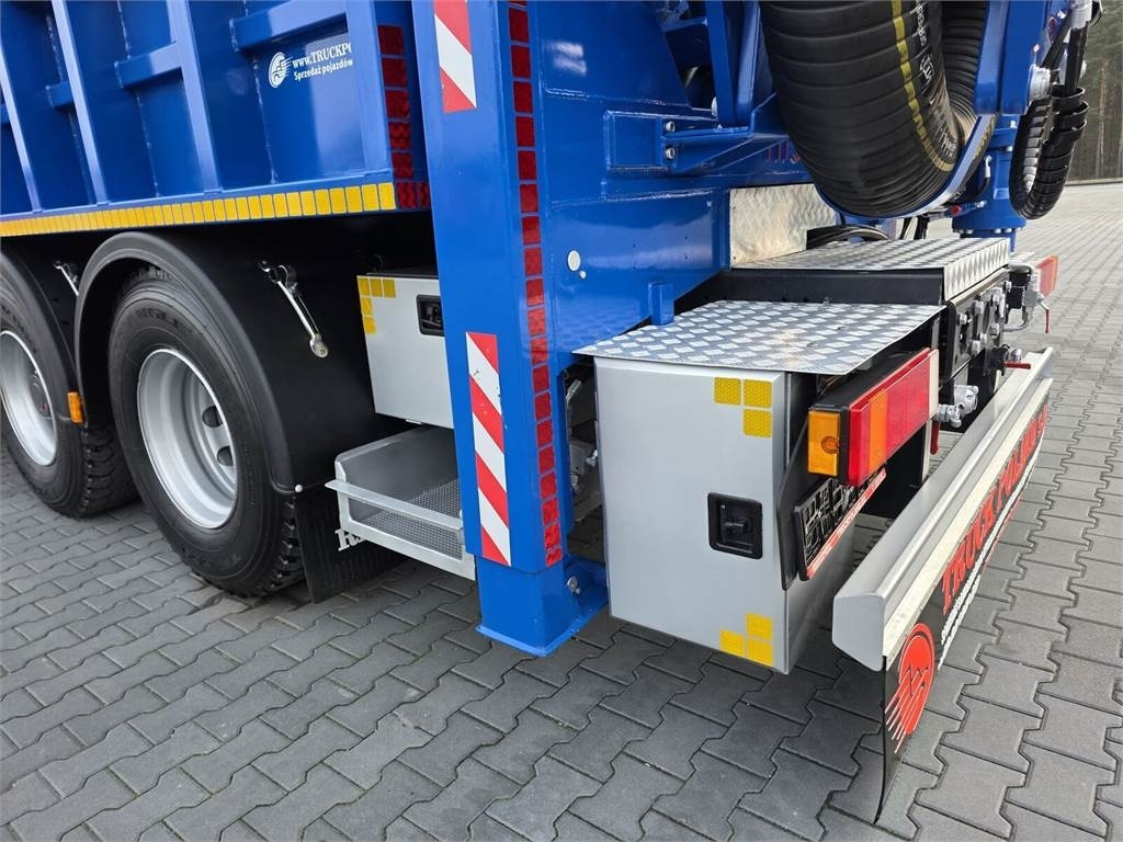 Renault MTS DINO 3 Saugbagger vacuum cleaner excavator suc - Truk vakum: gambar 5 Renault MTS DINO 3 Saugbagger vacuum cleaner excavator suc - Truk vakum: gambar 5