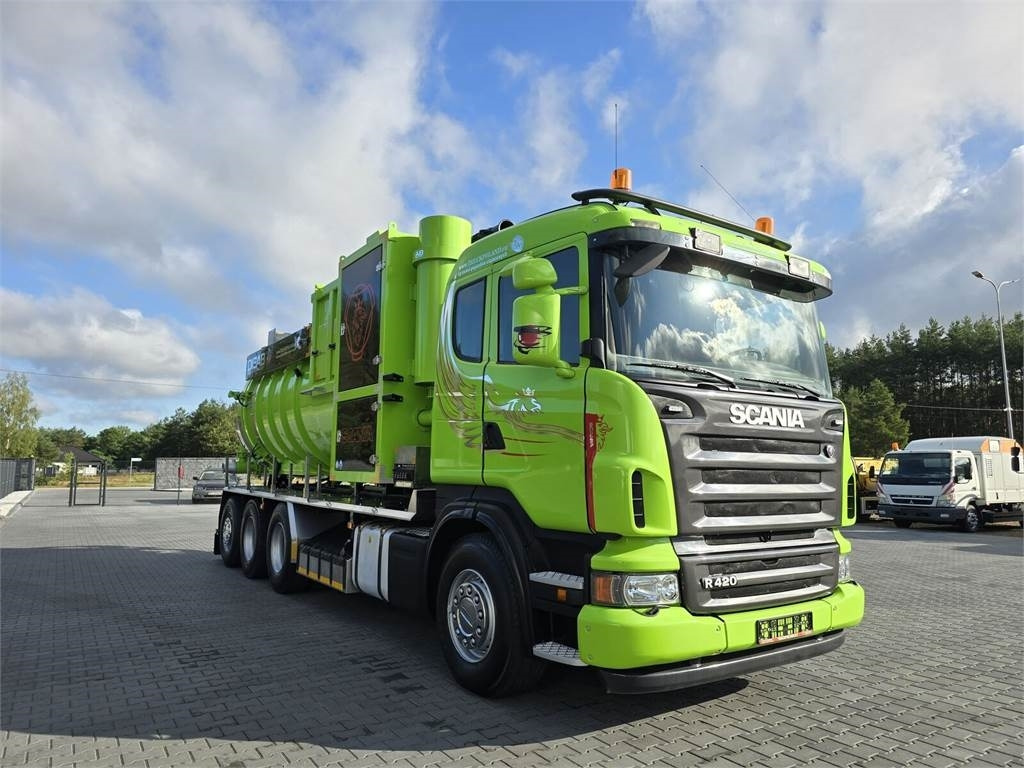 Scania Disab Centurion P210/9 Suction-blowing vacuum load - Ekskavator: gambar 2 Scania Disab Centurion P210/9 Suction-blowing vacuum load - Ekskavator: gambar 2
