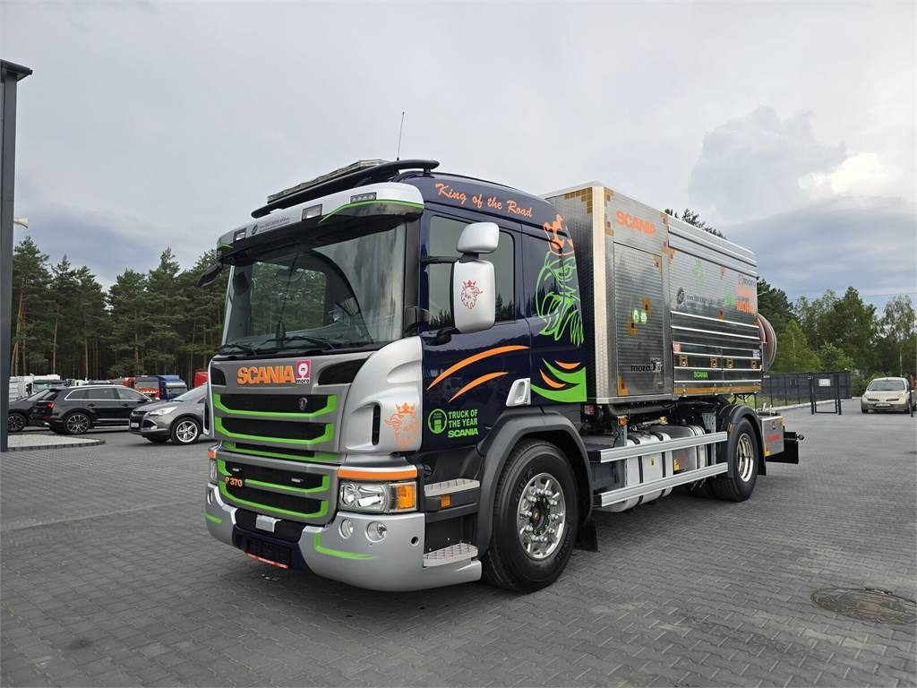 Scania MORO KAISER WUKO COMBI HOT WATER FOR CLEANING SEWE - Truk vakum: gambar 3 Scania MORO KAISER WUKO COMBI HOT WATER FOR CLEANING SEWE - Truk vakum: gambar 3