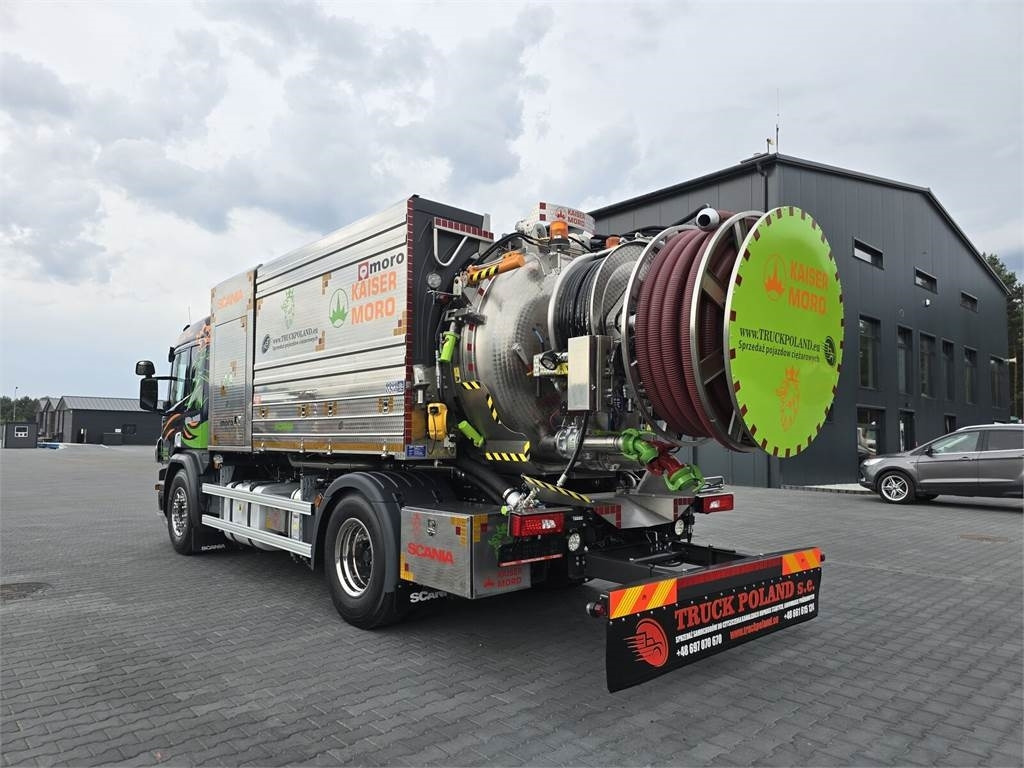 Scania MORO KAISER WUKO COMBI HOT WATER FOR CLEANING SEWE - Truk vakum: gambar 5 Scania MORO KAISER WUKO COMBI HOT WATER FOR CLEANING SEWE - Truk vakum: gambar 5