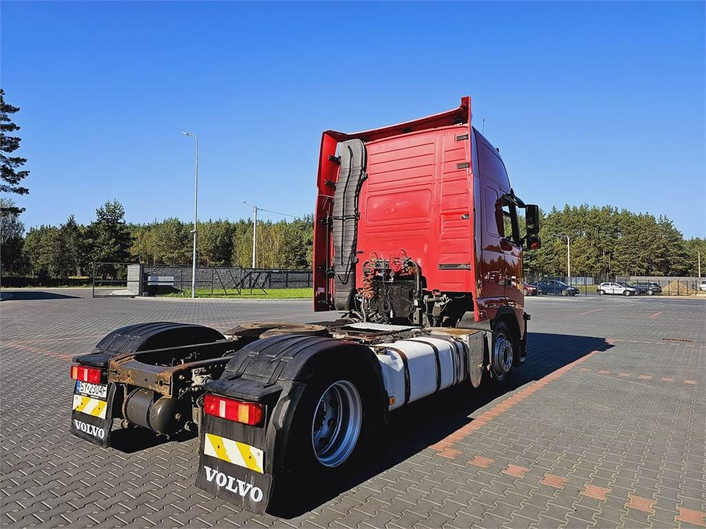 Volvo FH13 XXL MANUAL 420 EURO 5 2011 r MEGA LOW DECK - Tractor head: gambar 5 Volvo FH13 XXL MANUAL 420 EURO 5 2011 r MEGA LOW DECK - Tractor head: gambar 5