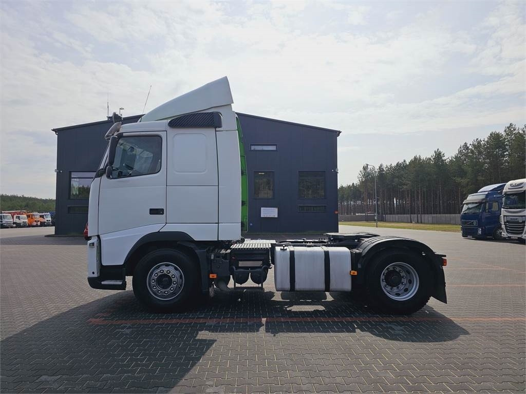 Volvo STANDARD 460 automatic 2009 r - Tractor head: gambar 4 Volvo STANDARD 460 automatic 2009 r - Tractor head: gambar 4
