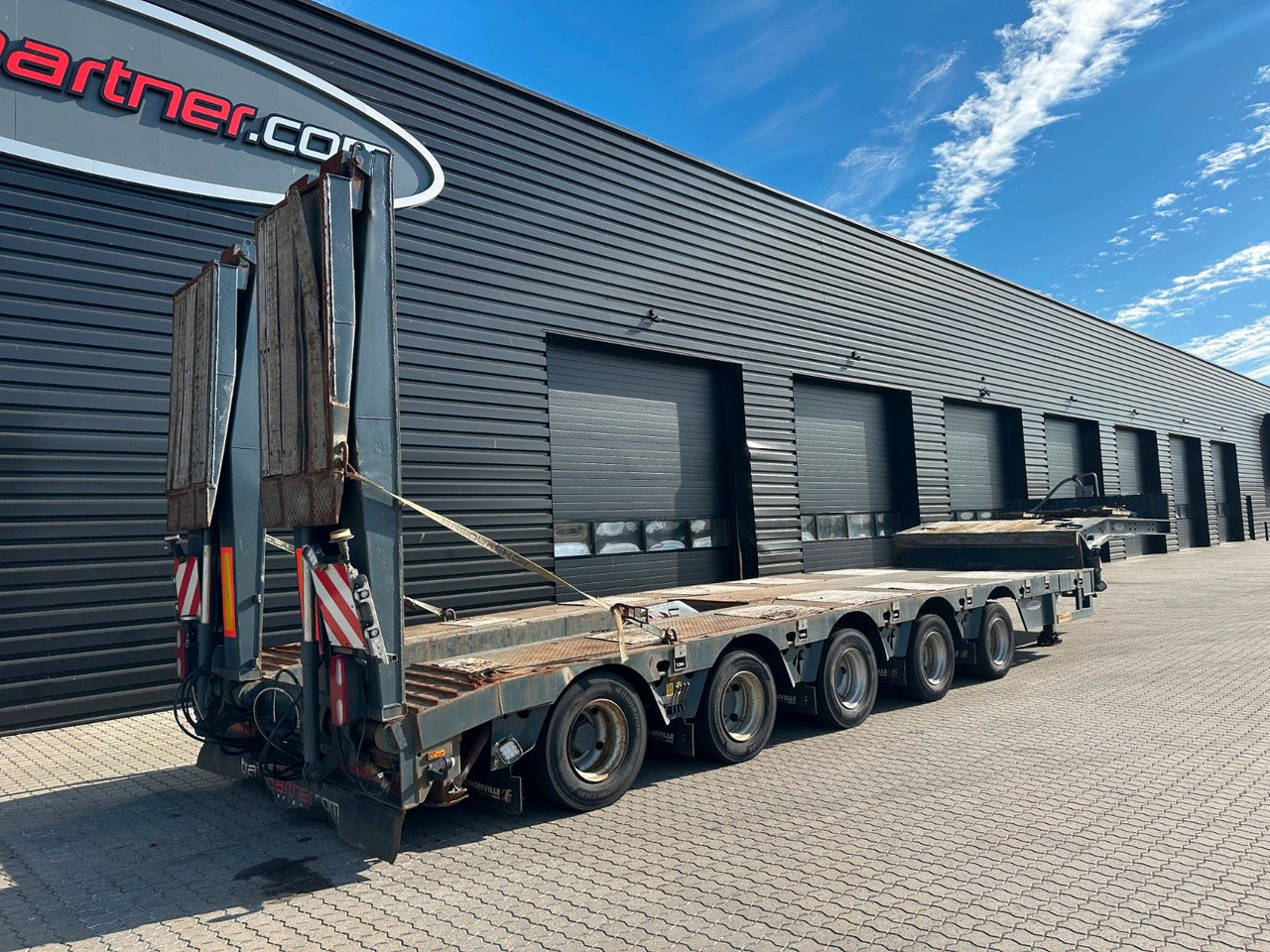 Faymonville 5 achs tieflader / ausziehbar / rampen - Semi-trailer low bed: gambar 2 Faymonville 5 achs tieflader / ausziehbar / rampen - Semi-trailer low bed: gambar 2