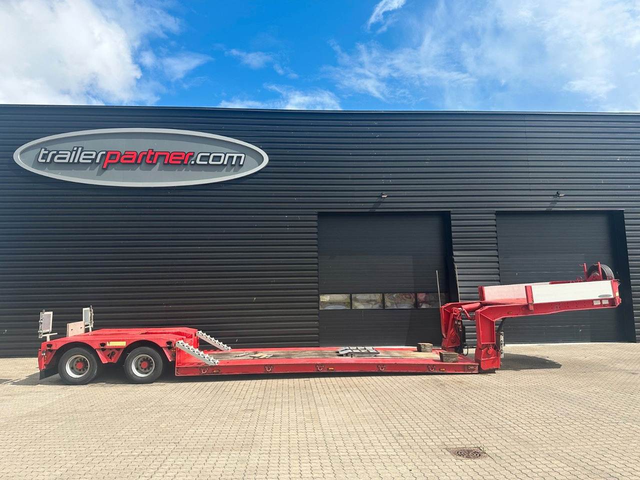Faymonville Megamax 2 achs. tiefbett - Semi-trailer low bed: gambar 1 Faymonville Megamax 2 achs. tiefbett - Semi-trailer low bed: gambar 1