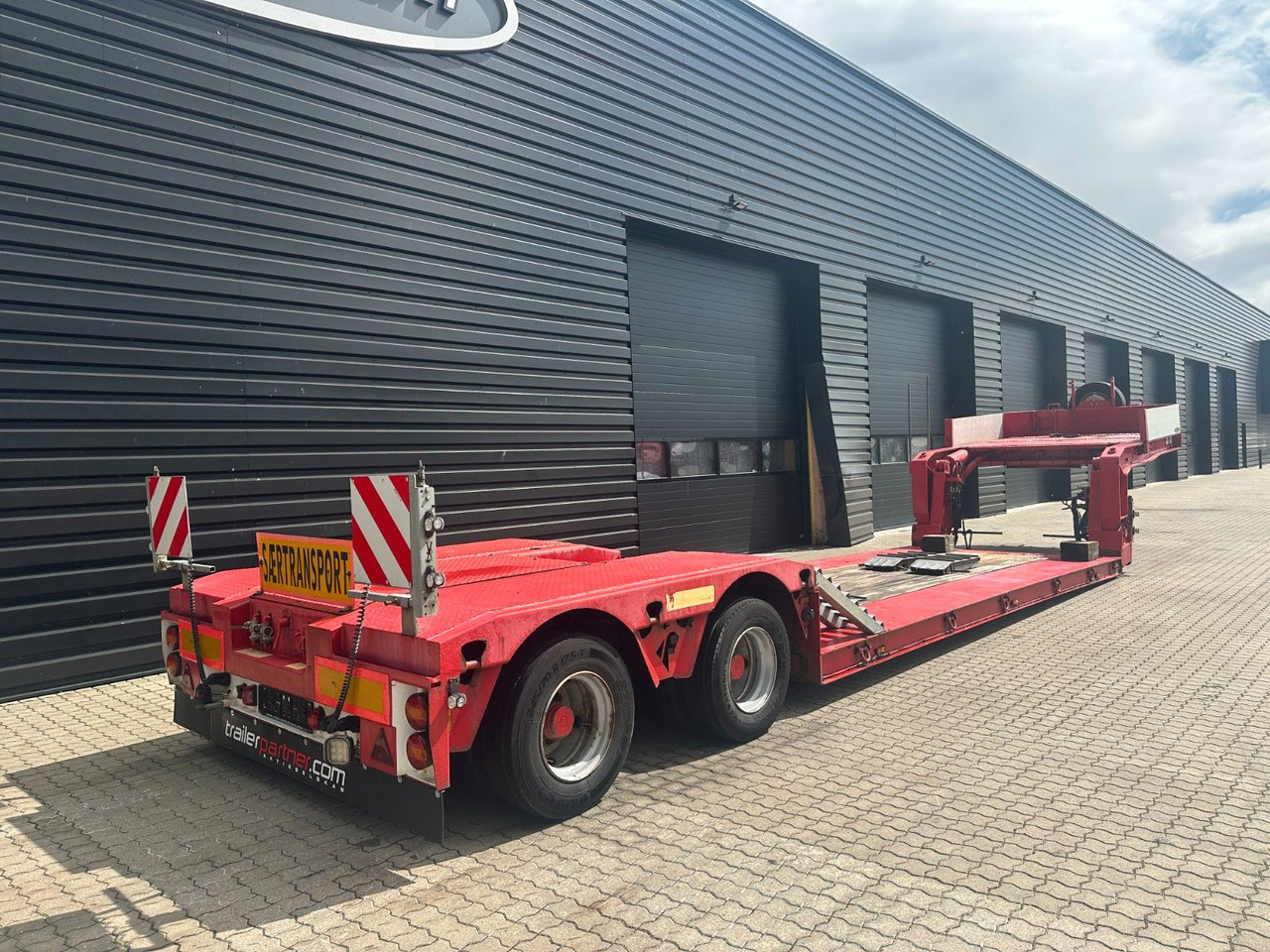 Faymonville Megamax 2 achs. tiefbett - Semi-trailer low bed: gambar 2 Faymonville Megamax 2 achs. tiefbett - Semi-trailer low bed: gambar 2