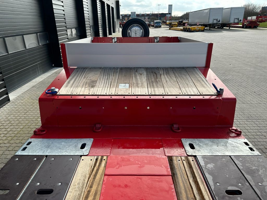 Faymonville Multimax N 4 LAUM RM 2+2 - Semi-trailer low bed: gambar 5 Faymonville Multimax N 4 LAUM RM 2+2 - Semi-trailer low bed: gambar 5