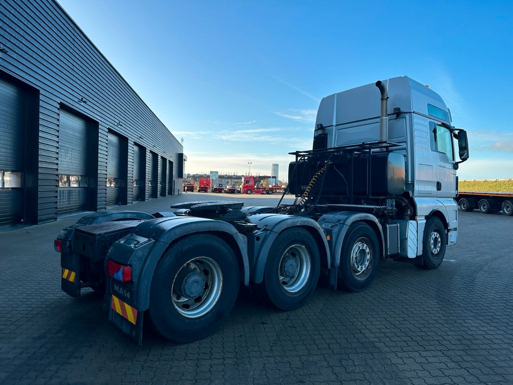 MAN TGX 41.540 8x4 - Tractor head: gambar 3 MAN TGX 41.540 8x4 - Tractor head: gambar 3