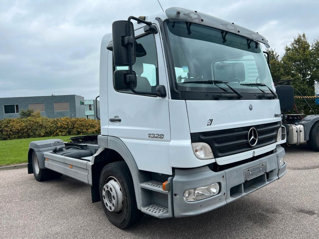 Mercedes-Benz Atego 1328 LS 4x2 + Diagnose Auflieger Mercedes-Benz Atego 1328 LS 4x2 + Diagnose Auflieger - Tractor head: gambar 4 Mercedes-Benz Atego 1328 LS 4x2 + Diagnose Auflieger Mercedes-Benz Atego 1328 LS 4x2 + Diagnose Auflieger - Tractor head: gambar 4