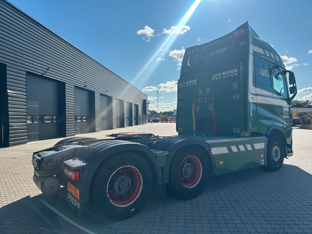 Volvo FH 540 6x4 - Tractor head: gambar 3 Volvo FH 540 6x4 - Tractor head: gambar 3