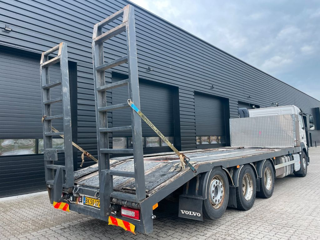 Volvo FMX 420 6x4 Volvo FMX 420 6x4 - Truk flatbed: gambar 4 Volvo FMX 420 6x4 Volvo FMX 420 6x4 - Truk flatbed: gambar 4