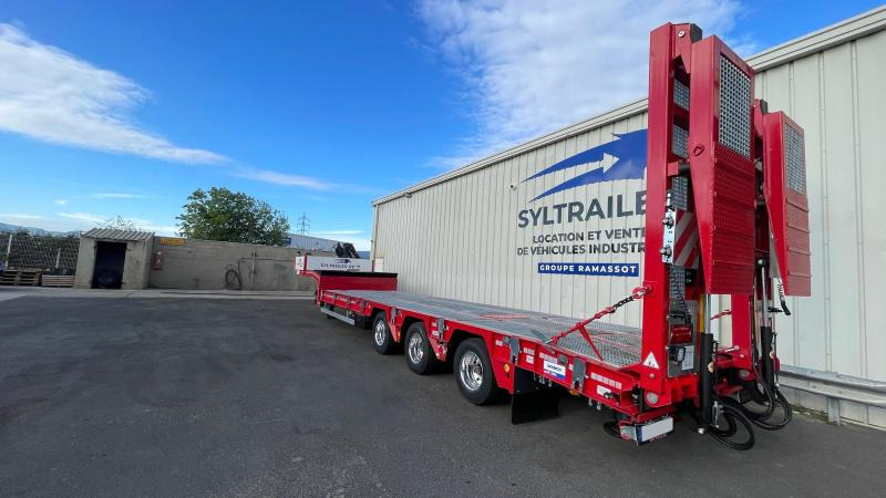 GVN Trailers GVN329 Caiboutti - Semi-trailer low bed: gambar 1 GVN Trailers GVN329 Caiboutti - Semi-trailer low bed: gambar 1