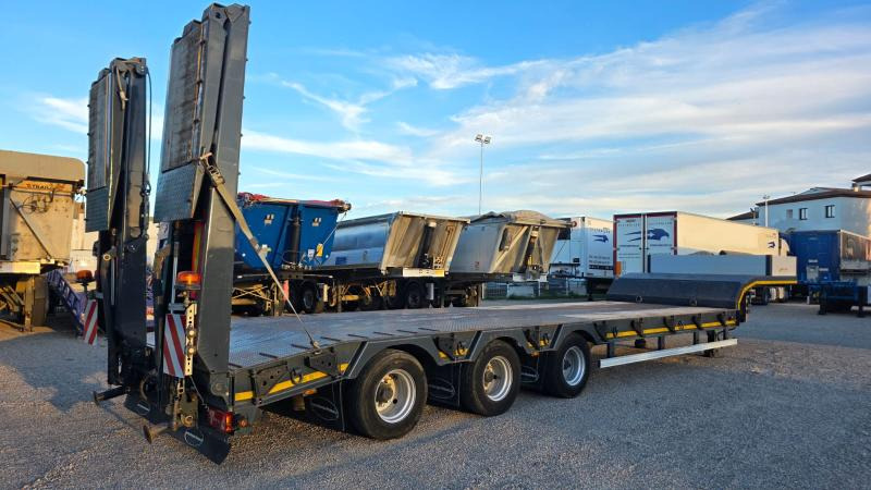 INVEPE-JOLUSO SR329 CNN600 - Semi-trailer low bed: gambar 1 INVEPE-JOLUSO SR329 CNN600 - Semi-trailer low bed: gambar 1