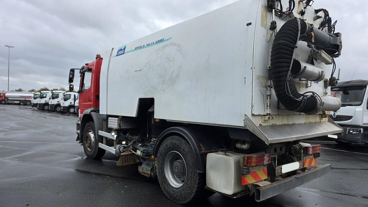 Mercedes Axor 1829 KO - Penyapu jalan: gambar 5 Mercedes Axor 1829 KO - Penyapu jalan: gambar 5