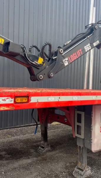 Pacton - Semi-trailer pengangkut kayu: gambar 3 Pacton - Semi-trailer pengangkut kayu: gambar 3