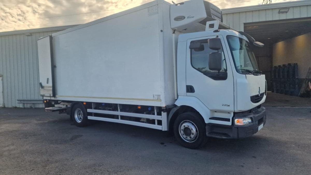 Renault Midlum 220 DXI - Truk berpendingin: gambar 2 Renault Midlum 220 DXI - Truk berpendingin: gambar 2
