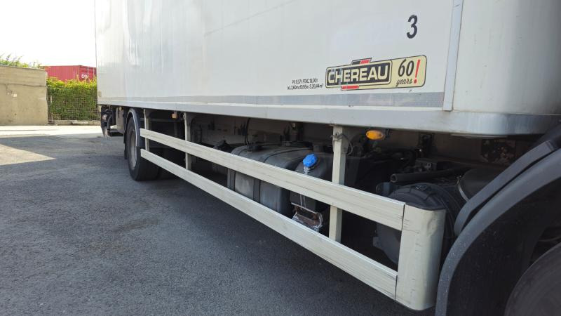 Renault Midlum 270 DXI - Truk berpendingin: gambar 2 Renault Midlum 270 DXI - Truk berpendingin: gambar 2