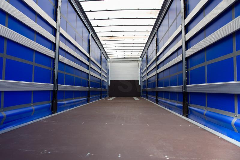 Semi-trailer dengan terpal samping Schmitz Cargobull SCS (Location / Rent): gambar 10