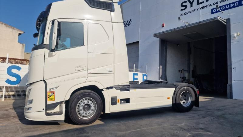 Volvo FH 500 Globetrotter I-save - Tractor head: gambar 5 Volvo FH 500 Globetrotter I-save - Tractor head: gambar 5