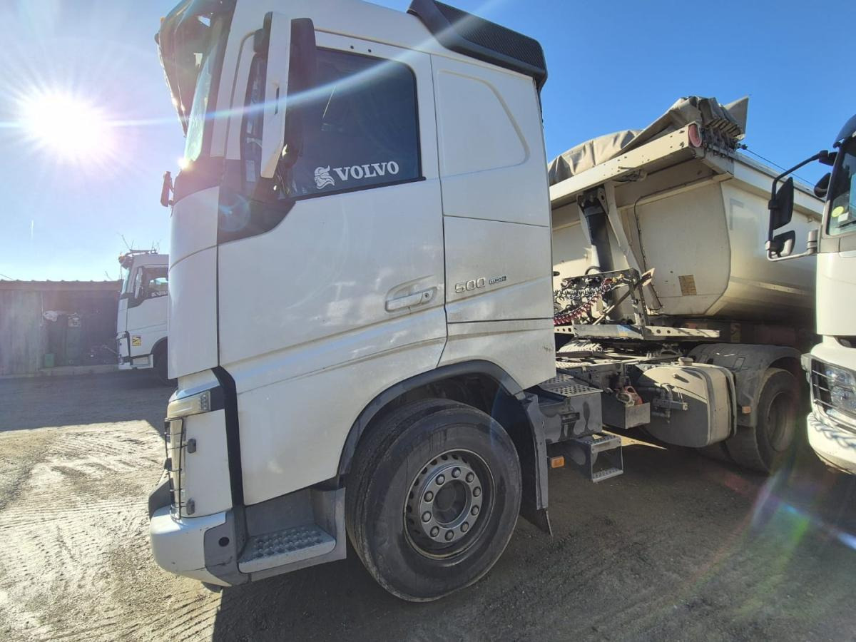 Volvo FH 500 - Tractor head: gambar 2 Volvo FH 500 - Tractor head: gambar 2