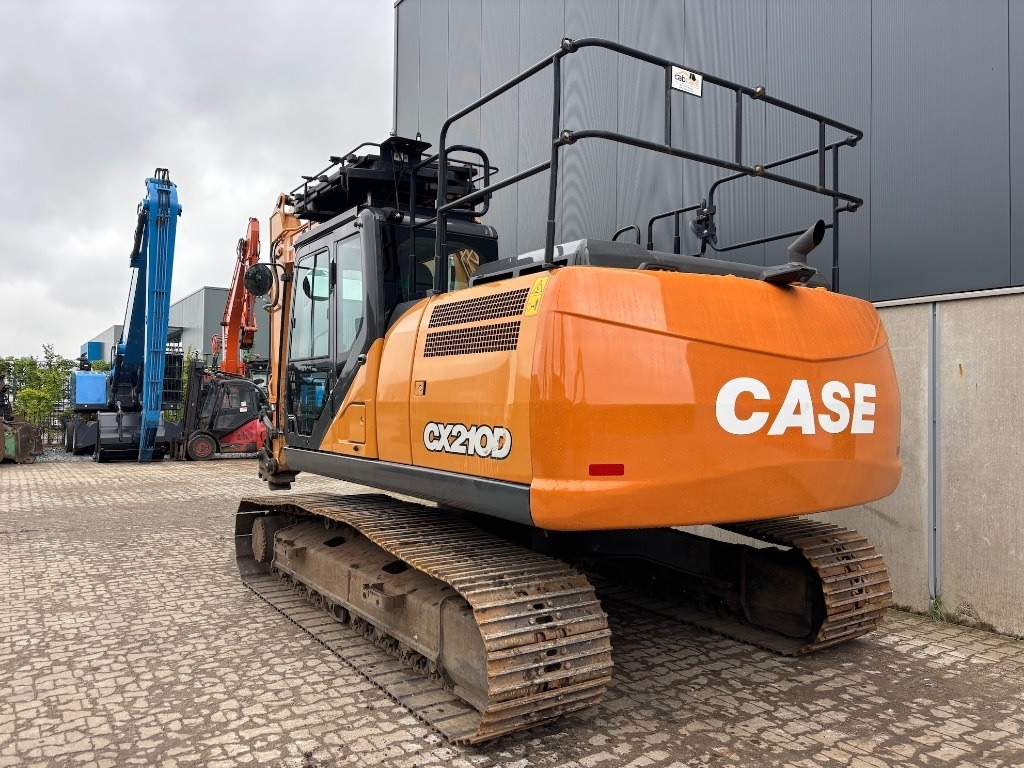 Case CX 210 D - Ekskavator perayap: gambar 3 Case CX 210 D - Ekskavator perayap: gambar 3