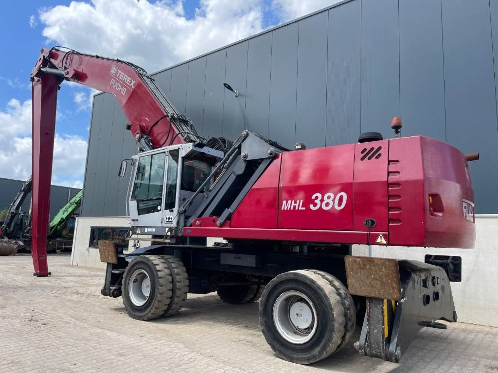 Fuchs MHL380 -- MHL 380 -- 21 mtr reach - Mesin pengisi: gambar 3 Fuchs MHL380 -- MHL 380 -- 21 mtr reach - Mesin pengisi: gambar 3